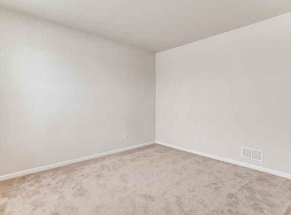 3rd image of 7 Andrew Ln