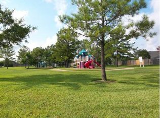 19639 Amistad Dr, Tomball, TX 77375