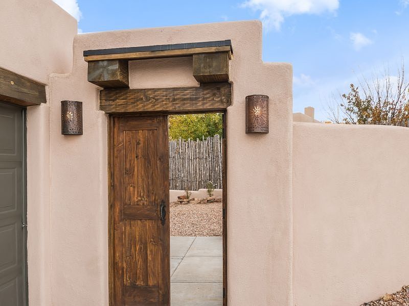 1st image of 2870 Pueblo Jacona