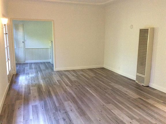 5th image of 5837 Gregory Ave APT D