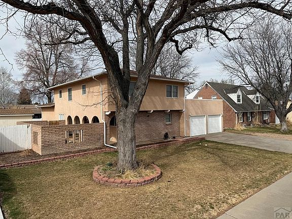 2nd image of 87 Fordham Cir
