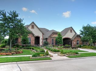 301 Northcliff Ridge Ln, Friendswood, TX 77546