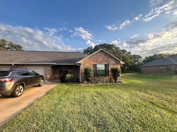 13363 Country Meadow Ln, Lindale, TX 75771