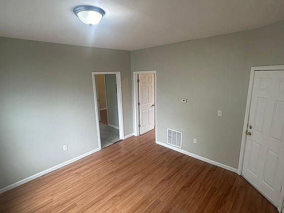 5th image of 765 S 14th St Floor 2