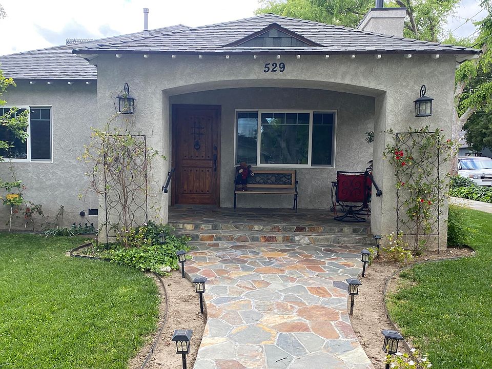 1st image of 529 N Sunnyslope Ave