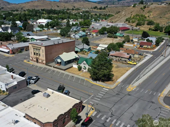 112 3rd Avenue S, Okanogan, WA 98840