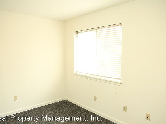 3rd image of 109 Clarke Ct APT 302
