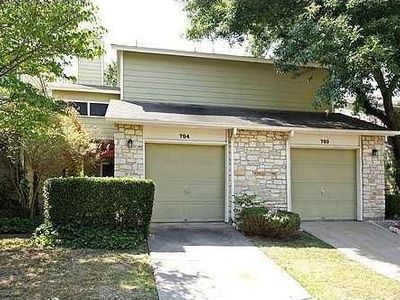 512 Eberhart Ln APT 704, Austin, TX, 78745