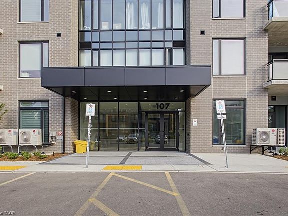 4th image of 107 Roger St #308