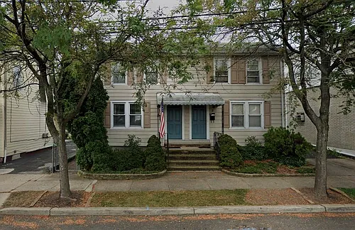 2 Loomis St Photo 1