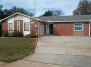 3903 W Elmwood Ter, Tampa, FL 33616