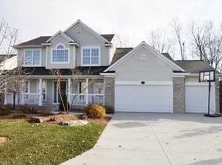 5580 E Meadowgrove Dr SE, Kentwood, MI 49512