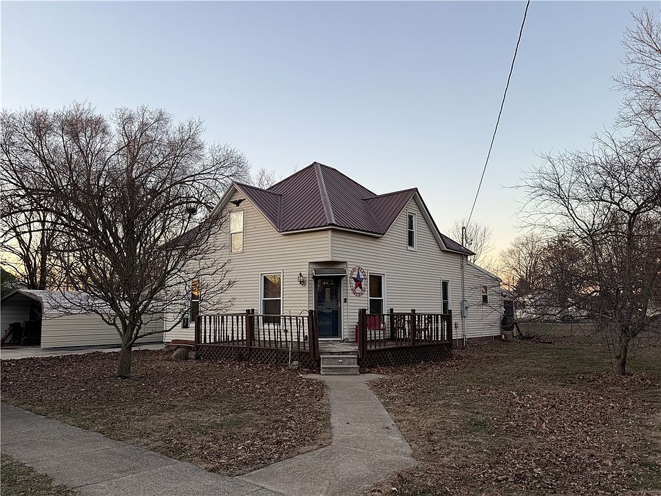 1st image of 103 W North 1st St