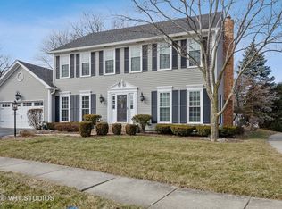 2S720 White Birch Ln, Wheaton, IL
