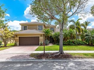 200 Montclaire Dr, Weston, FL 33326
