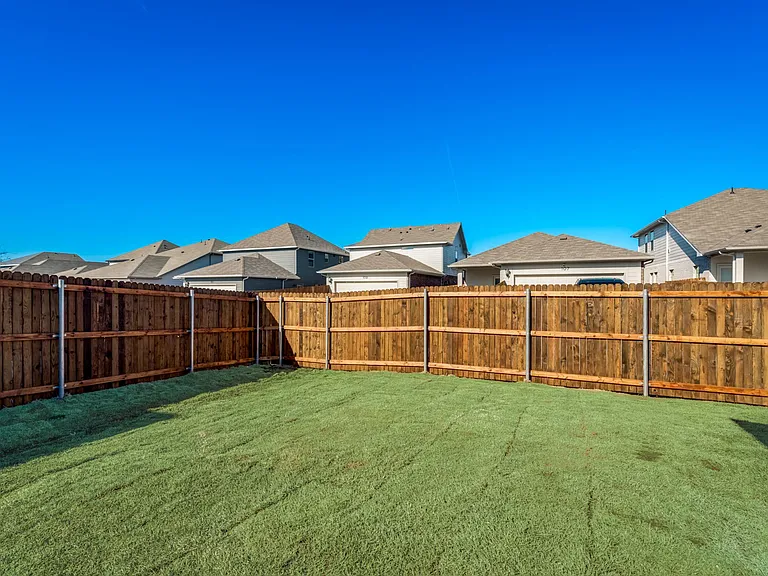 102 Monarch Way — Photo 27