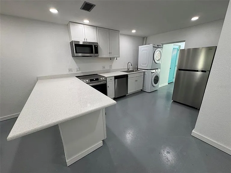 5720 13th Ave N #106B — Photo 9