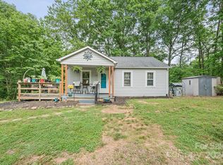 2711 Ellerwood Rd, Hudson, NC 28638