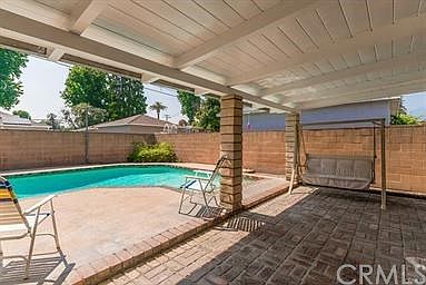 1st image of 2819 Fairgreen Ave