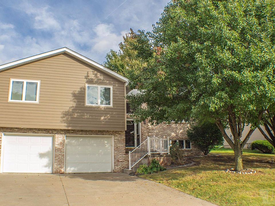 1st image of 2306 McMullin Dr