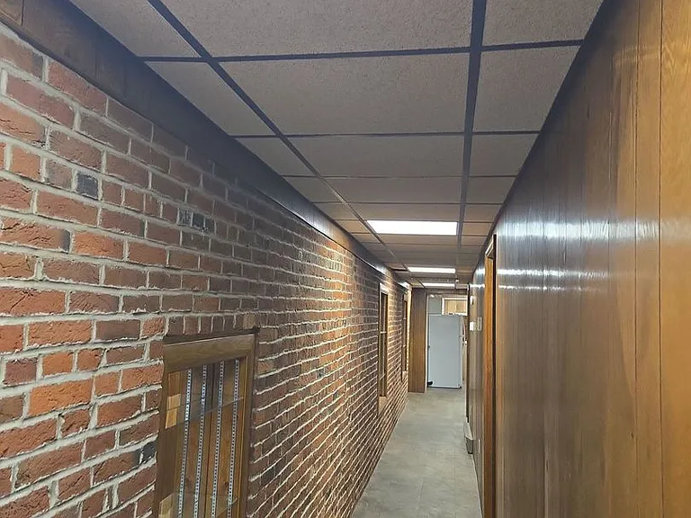 203 Lincoln Way E — Photo 3