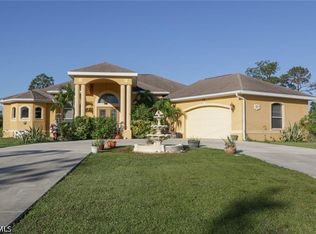 611 Clayton Ave, Lehigh Acres, FL 33936