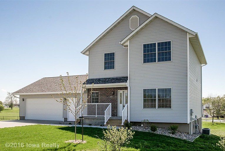 1st image of 1103 E Jackson Pl