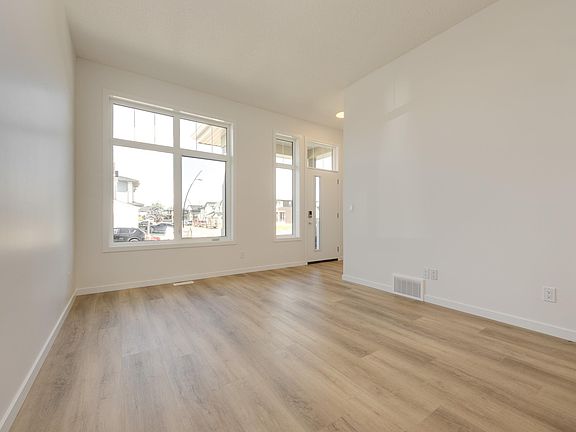3rd image of 21007 25th Ave NW