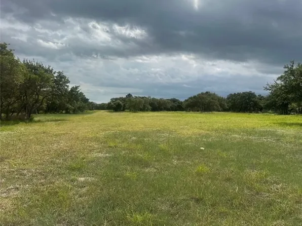 1510 W Main St, Ingleside, TX 78362