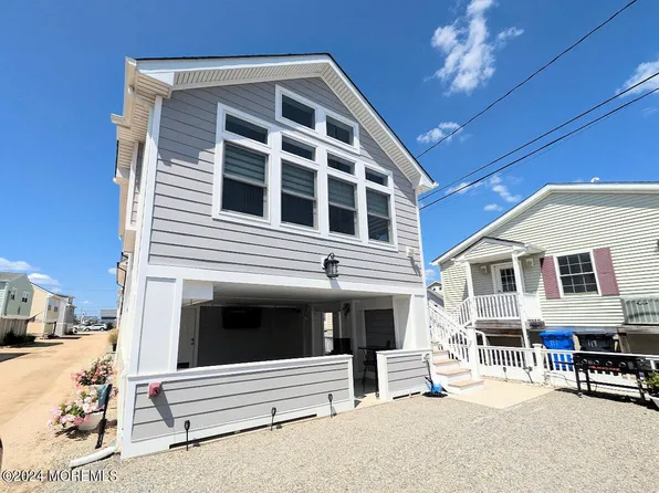 118 W Crane Way, Lavallette, NJ 08735