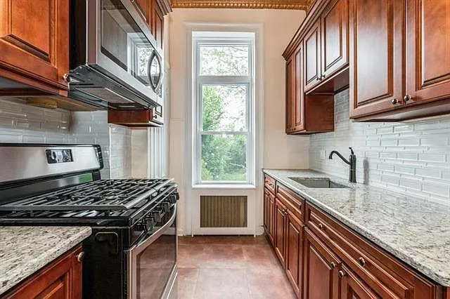 1 bed, 1.0 bath, 1000 sqft, $2,800 — Photo 4