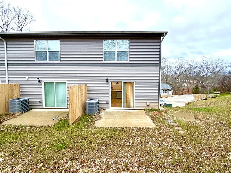 511 Glenstone Springs Dr — Photo 43