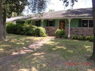 5530 Lancaster Ln, Beaumont, TX 77708