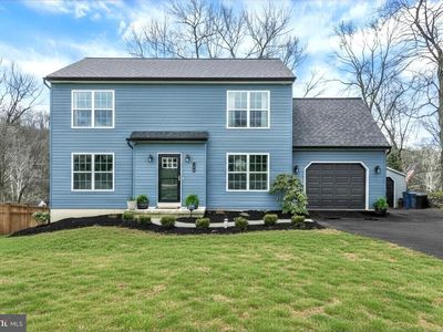 140 Burberry Ln, Mount Wolf, PA, 17347