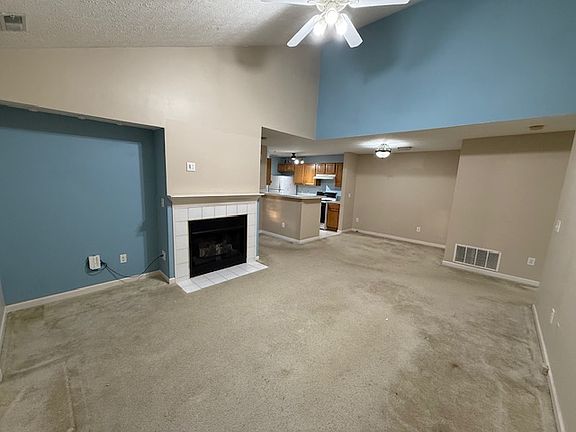 5th image of 14724 Lenox Dr