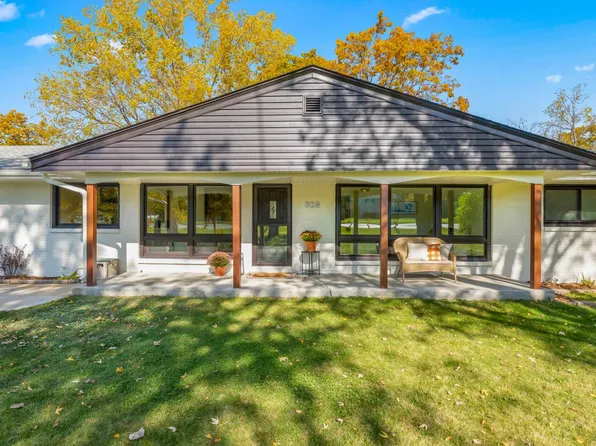 520 Terrace DRIVE, Elm Grove, WI 53122