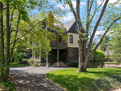 251 Elwick St APT 2, Sewickley, PA, 15143