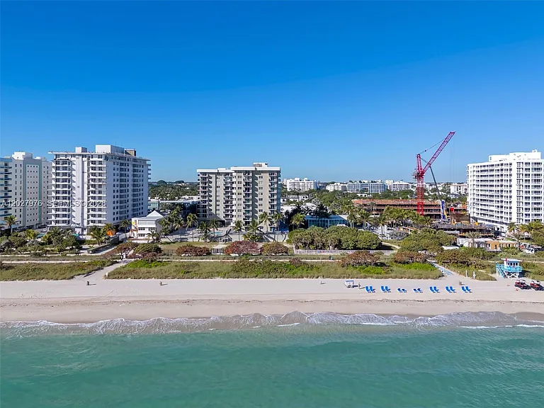 9273 Collins Ave #503 — Photo 36
