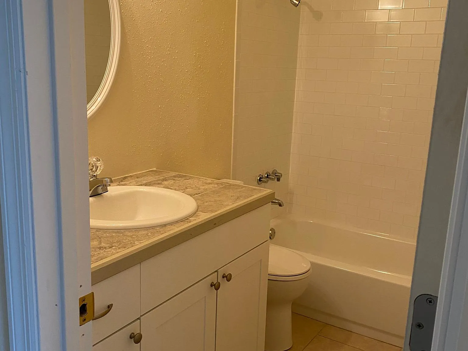 Beltrees Plaza Apartments — Photo 3