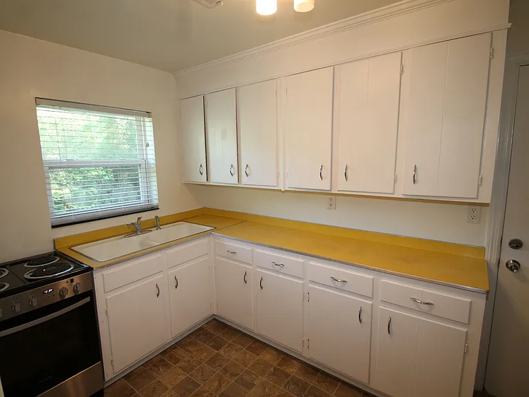 12 E 64th St #2 — Photo 6