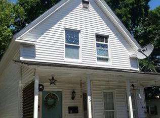 15 Clinton Ave, Lowell, MA 01854