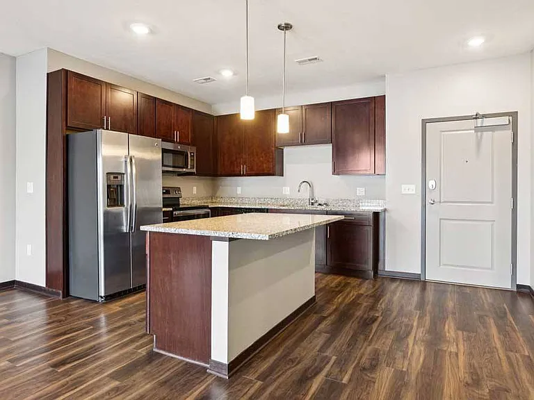 360 at Jordan West — Photo 166