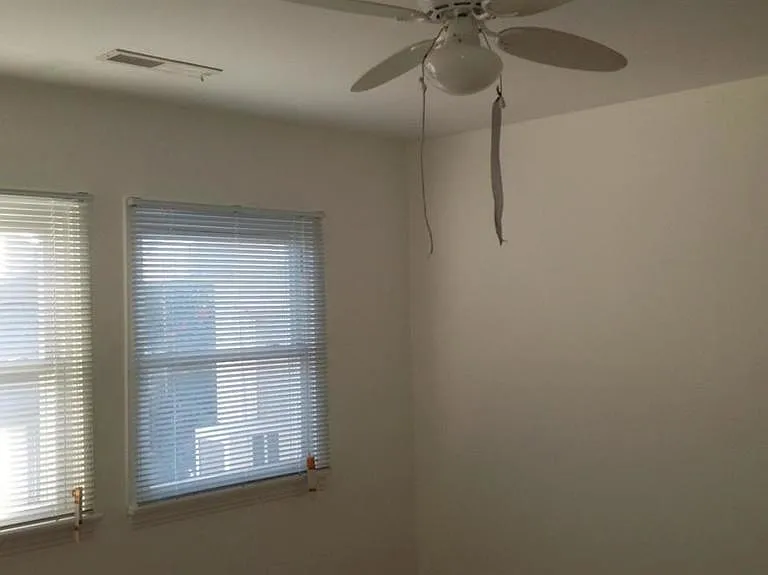 250 Lucada St — Photo 10