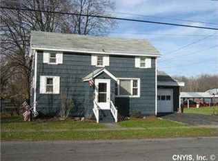 59 Bridge St, Phoenix, NY 13135