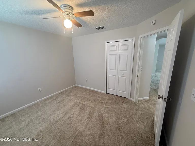 5550 Oak Crossing Dr — Photo 27