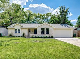 6613 Neff St, Houston, TX 77074