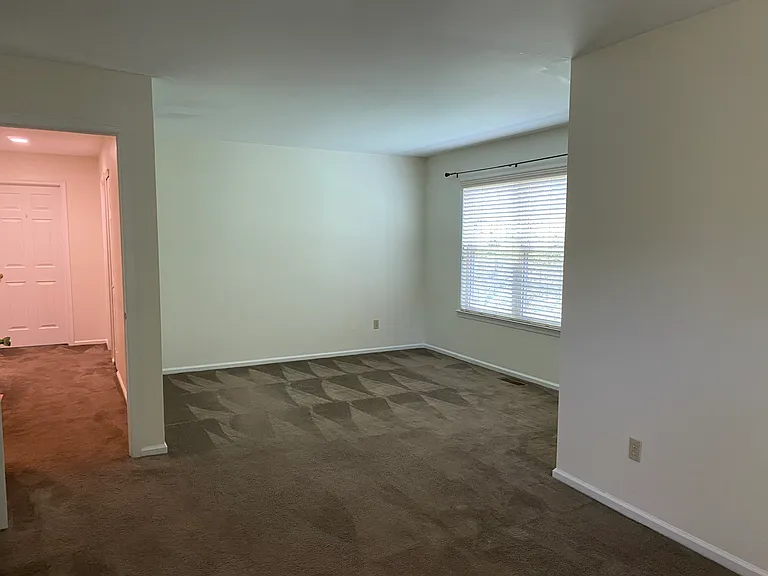 1 Aster Way — Photo 36