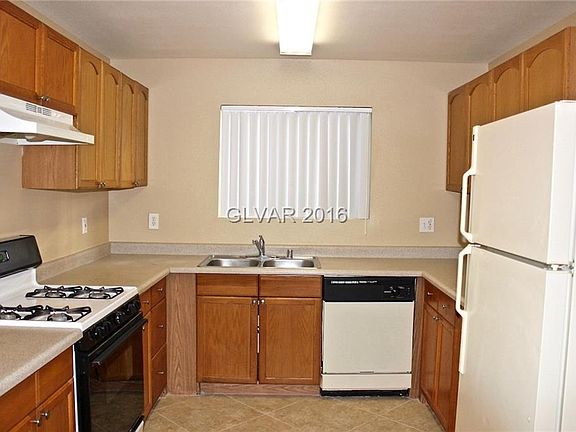 2nd image of 1520 Frank Aved St Unit 101