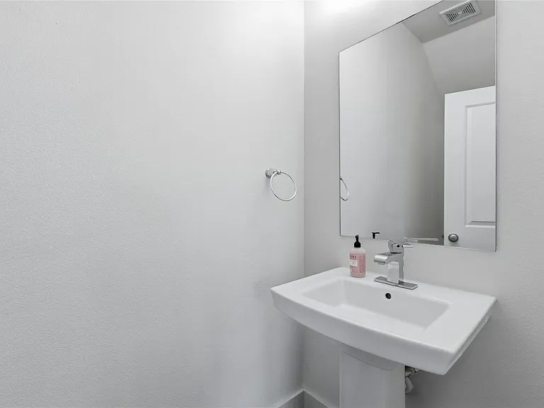 4124 Valley View Rd #4B — Photo 15