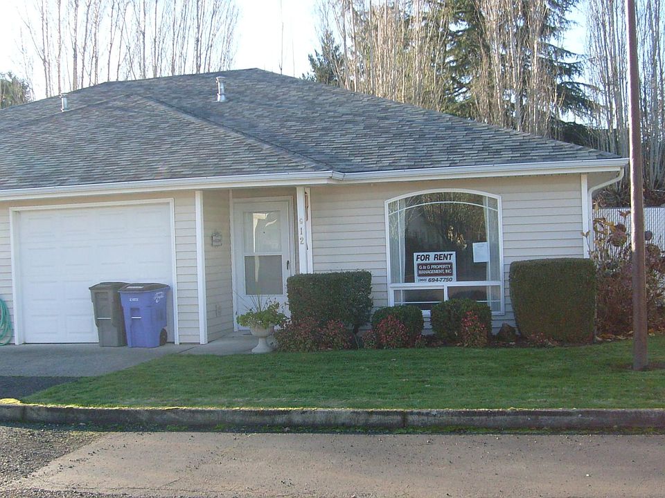 1st image of 2610 SE 164th Ave